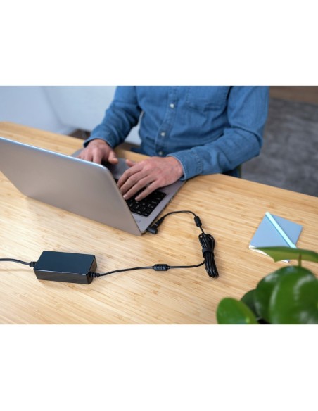 Adaptador de corriente trust primo universal para portatil charger 19v-70w con 6 conectores