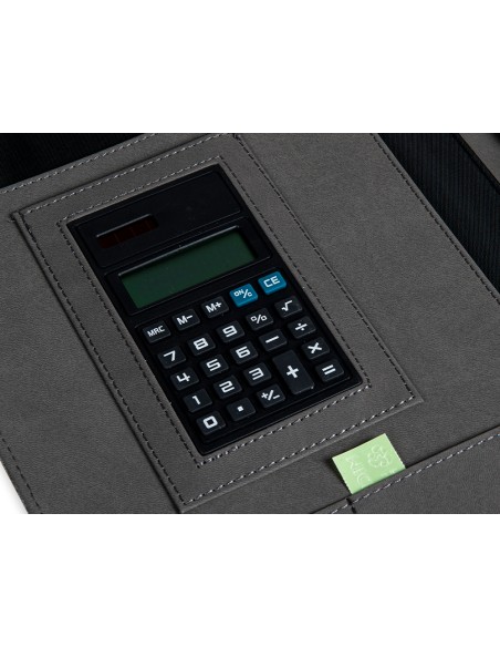 Carpeta portafolios q-connect a4 con calculadora bloc 20 hojas y departamentos interiores color gris 250x315