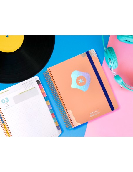 Agenda escolar antartik año 24 - 25 curso coleccion maximal light orange día página a5