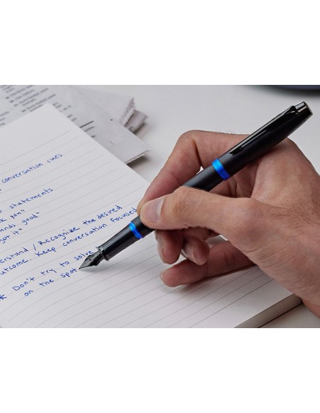 Pluma parker im professionals vibrant blue ring...