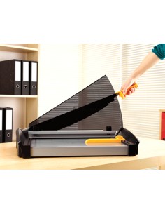 Cizalla de palanca fellowes... 2