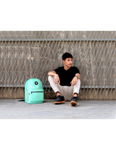 Cartera antartik mochila con asa y bolsillo frontal concremallera color verde menta 320x140x430 mm